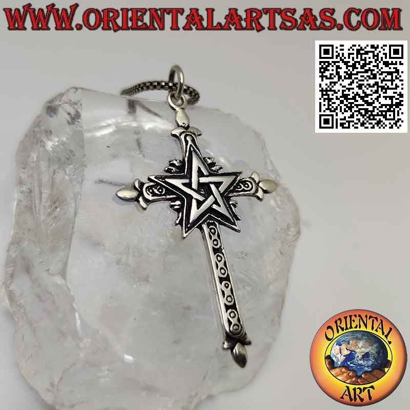 Pendentif en argent, croix de lys avec pentacle central