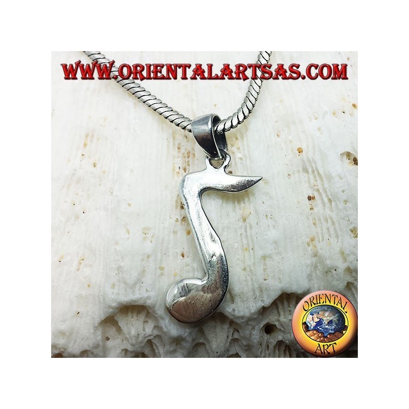 silver pendant, musical note chroma