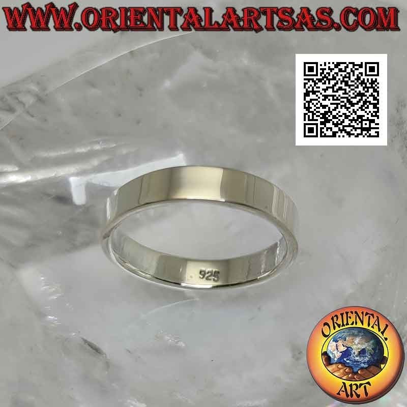 Silver ring with flat smooth band (4 mm.)