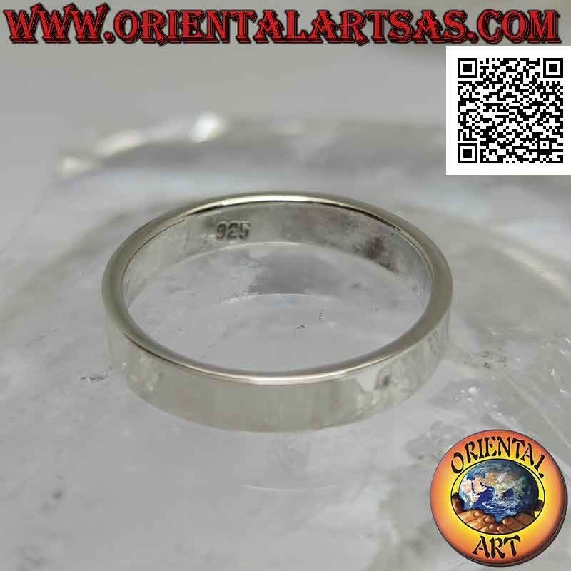 Anello in argento a fascia liscia piatta (4 mm.)