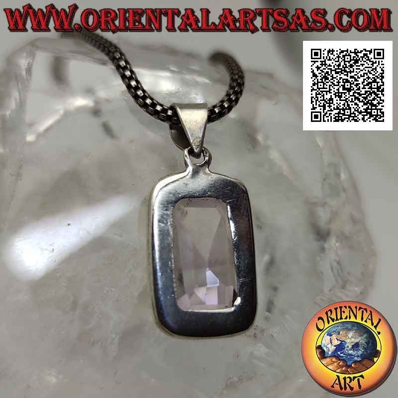 Colgante de plata con una espléndida amatista natural de talla octogonal rectangular en un engaste sencillo