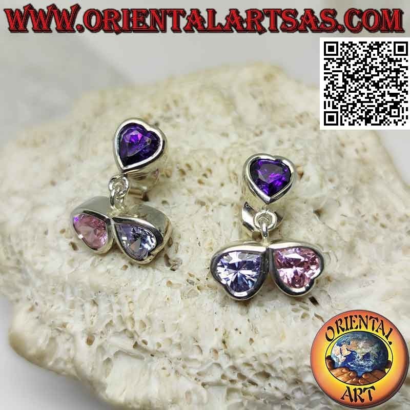 Pendientes de plata, trío de corazones de circonitas de colores en un marco liso