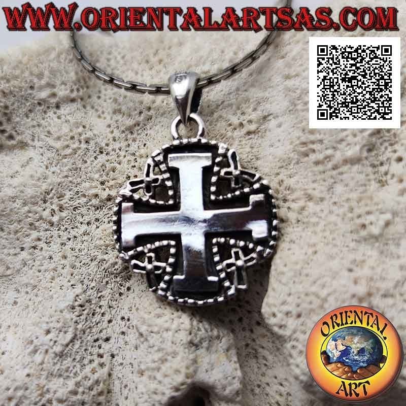 Pendentif en argent, croix de Jérusalem (des chevaliers du Saint-Sépulcre) entourée de boules avec écriture