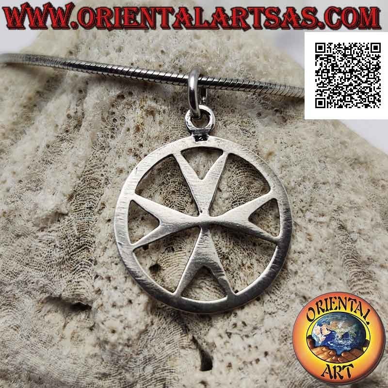 Pendentif en argent, croix de l'état monastique des Chevaliers de Malte dans le cercle