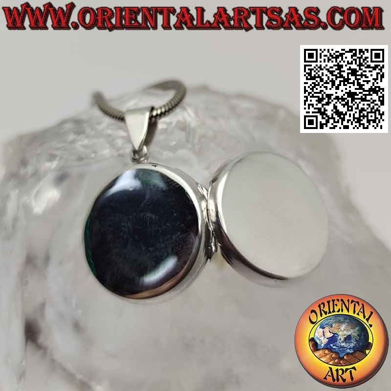 Photo frame pendant in flat round smooth silver (22 mm.)