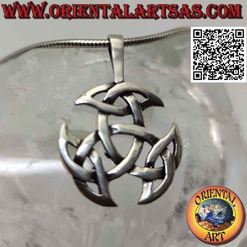 Colgante de plata, triquetra carolingia (grande)