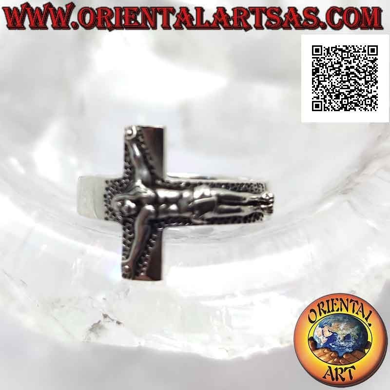 Silver ring with flat smooth band (4 mm.) With embossed crucifix
