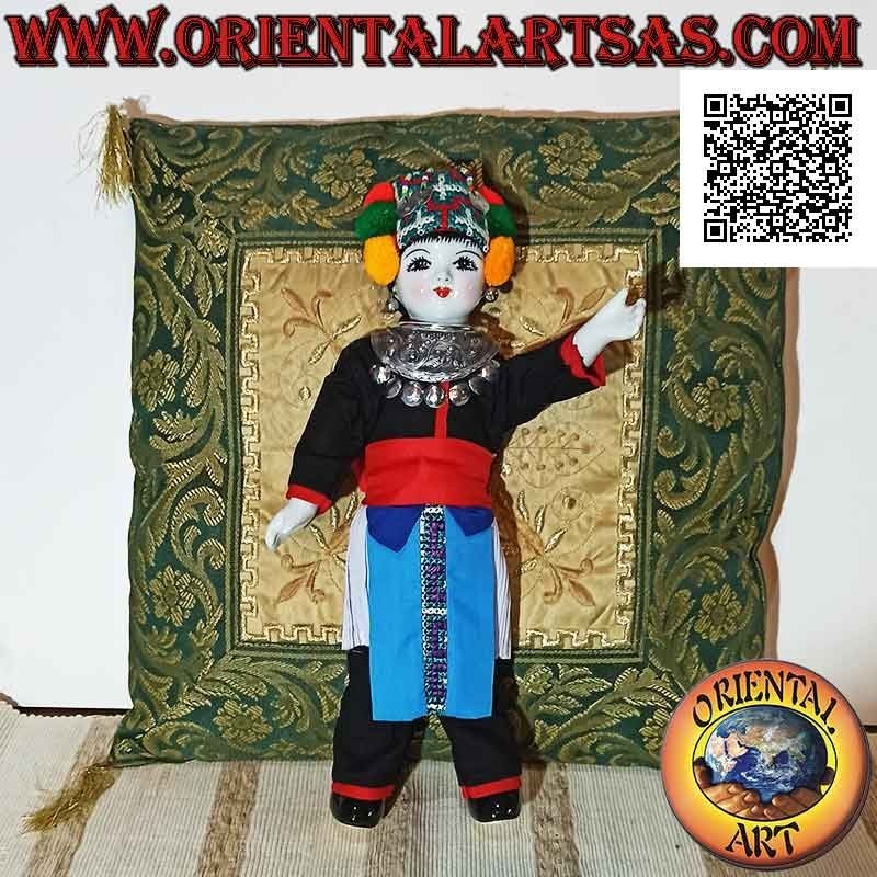 Muñeca tradicional tailandesa de Chiang Mai - la tribu Meo Back (hecha a mano)