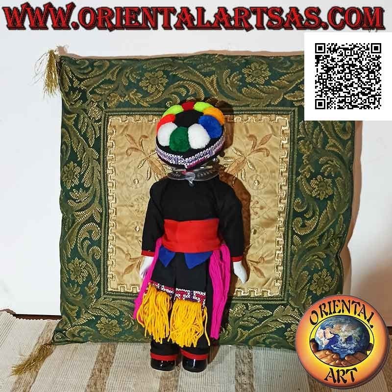 Muñeca tradicional tailandesa de Chiang Mai - la tribu de Meo Dam (hecha a mano)