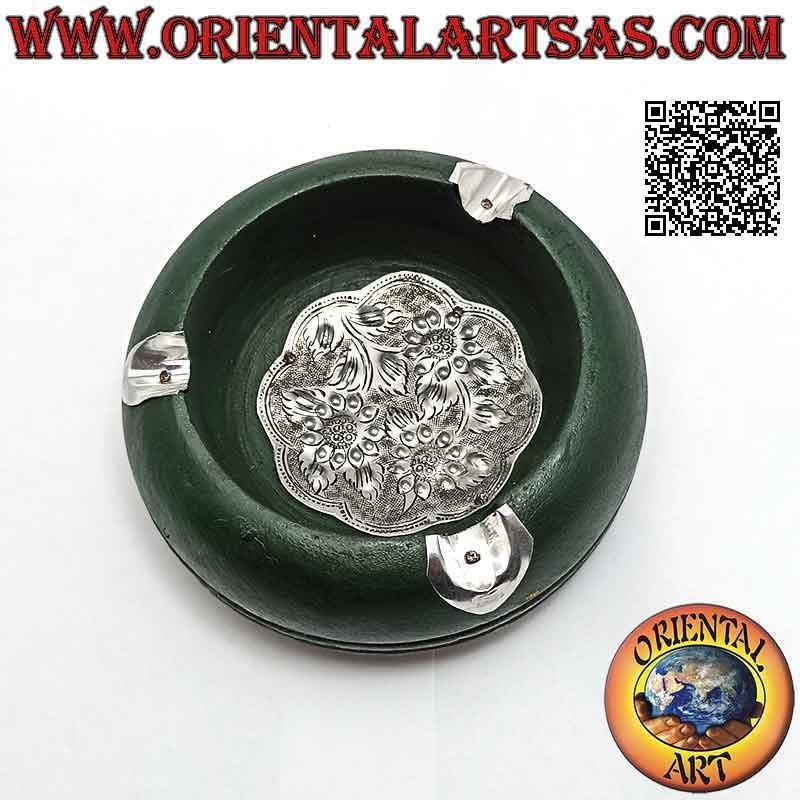 Cenicero redondo en madera de caoba con placa de alpaca o plata (verde)