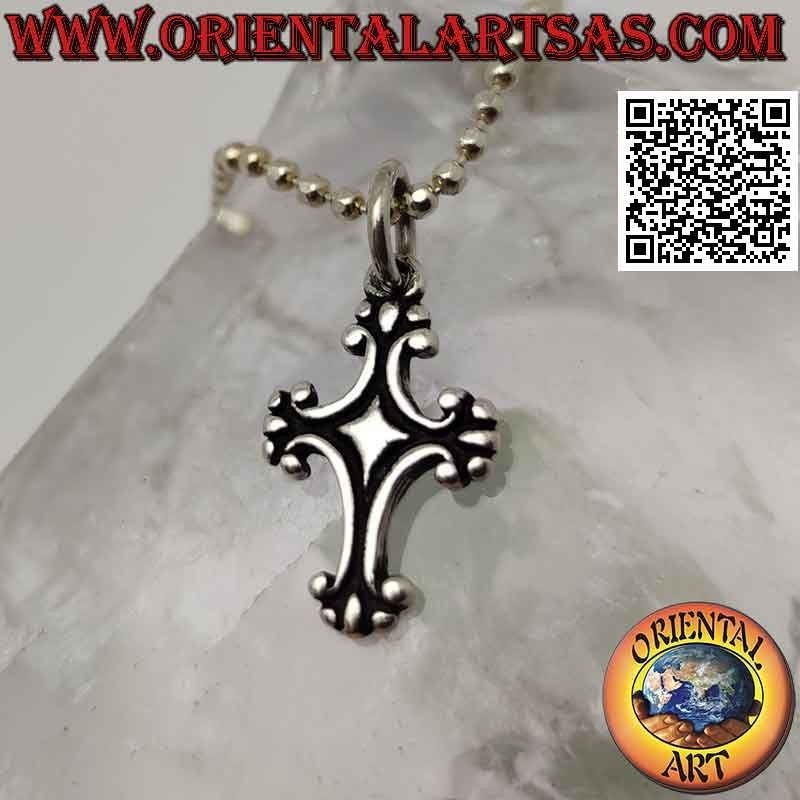 Pendentif en argent, croix latine de style pisan