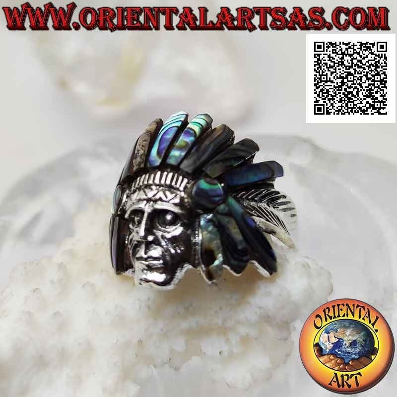 Anillo de plata, cabeza de salvia de indio nativo americano con tocado de abulón (paua) y plumas a los lados (A)