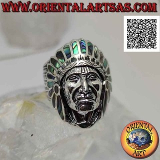 Bague en argent, grosse tête d'Indien d'Amérique avec plumes d'ormeau (paua)