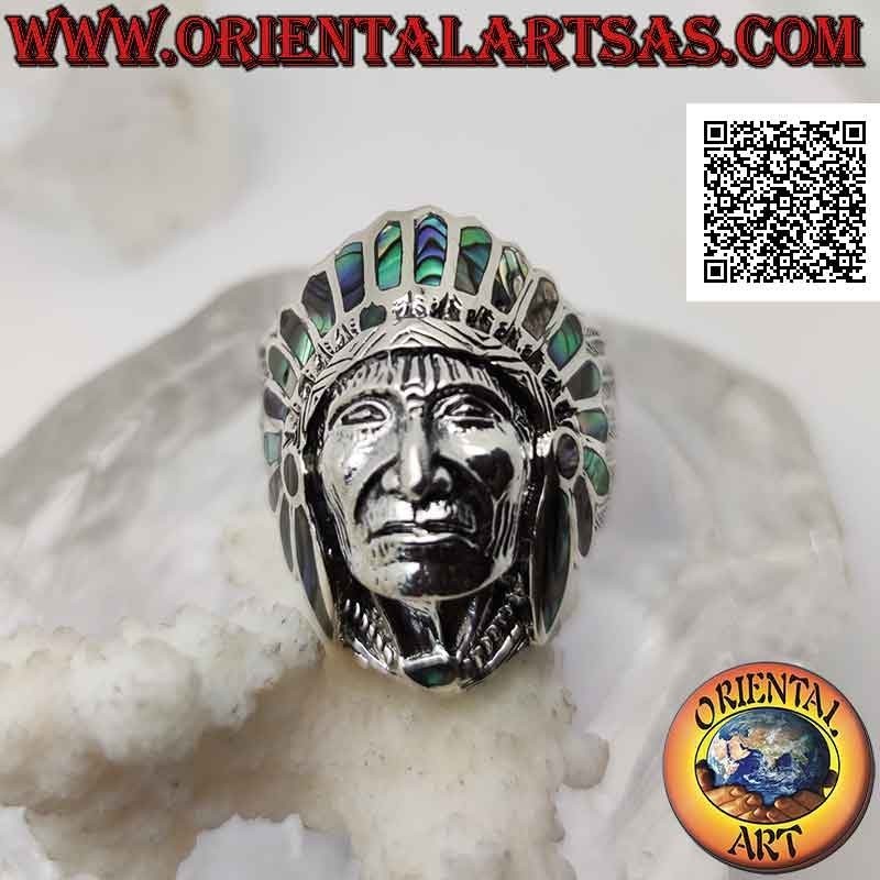Silver ring, large head of an American Indian with abalone (paua) feathers