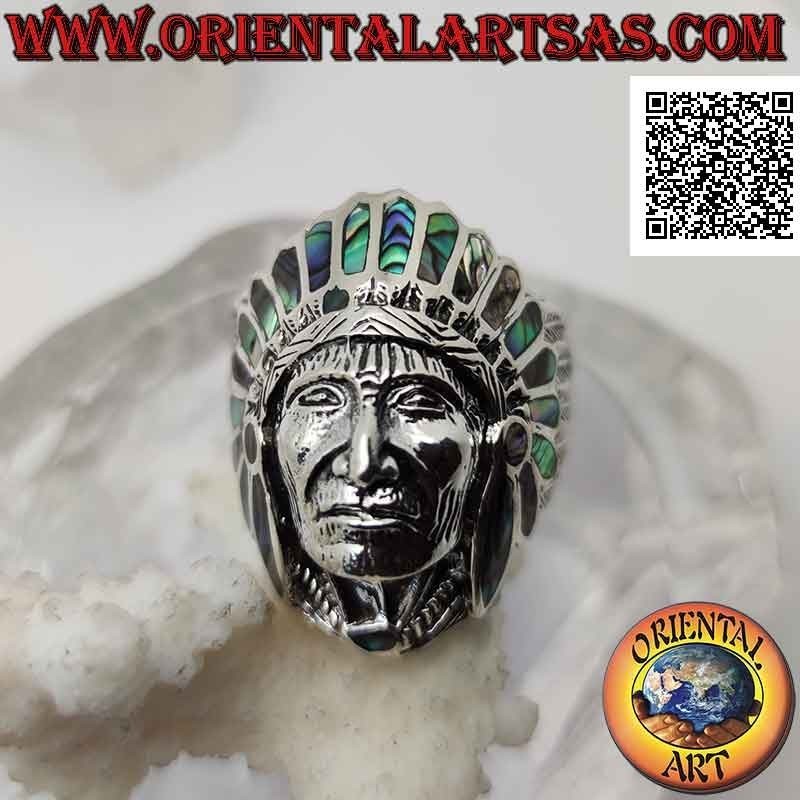 Anillo de plata, cabeza grande de indio americano con plumas de abulón (paua)