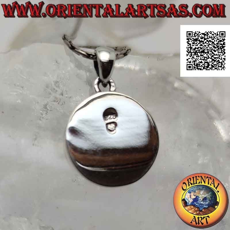 Silver pendant, star of David or Solomon's seal in bas-relief in the circle