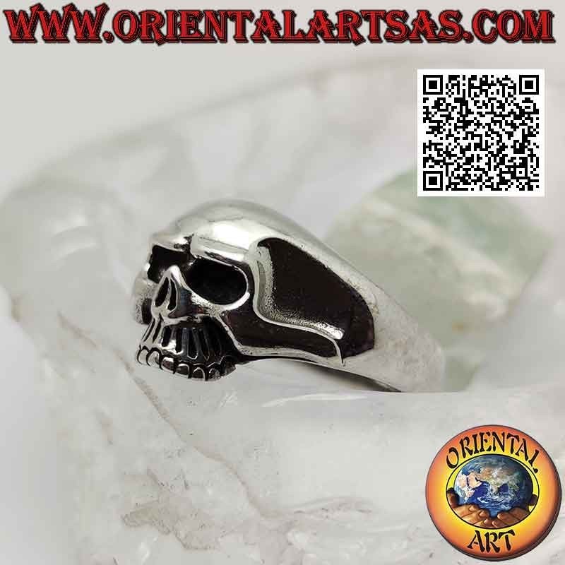 Anello in argento a forma di teschio liscio senza mandibola e tempie scavate