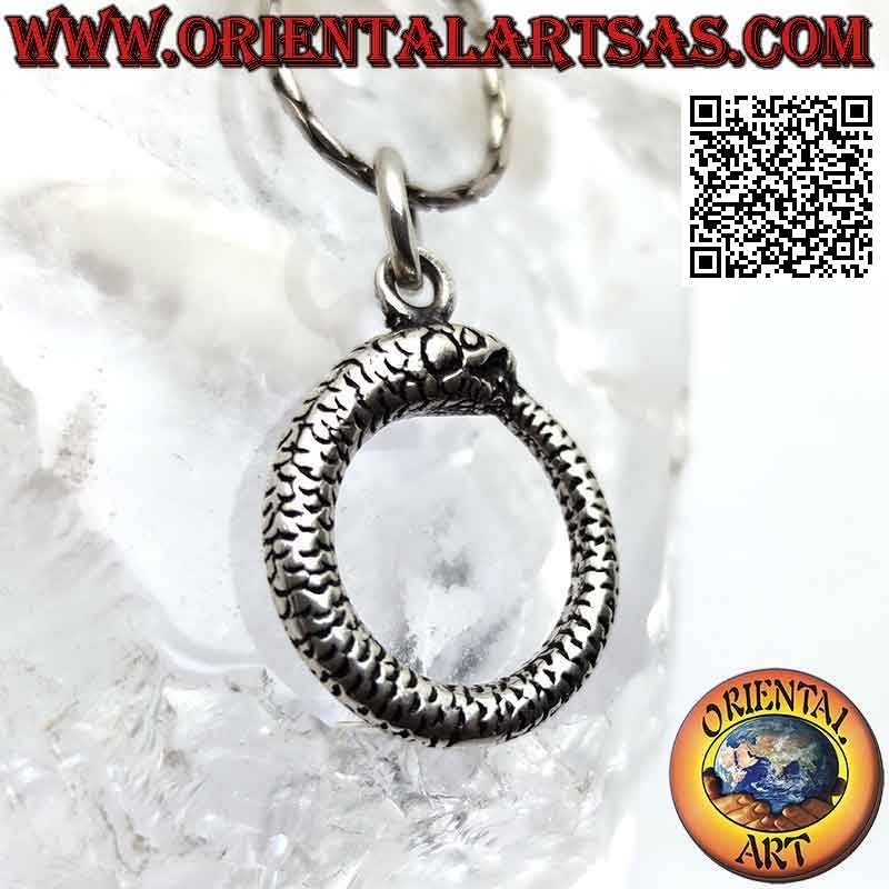 Colgante de plata en forma de Ouroboros u Ouroboros (Ø 20 mm)