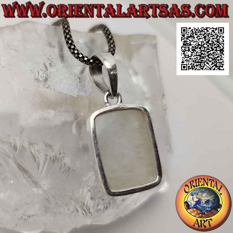 Ciondolo in argento con pietra di luna arcobaleno rettangolare smussata cabochon su montatura liscia