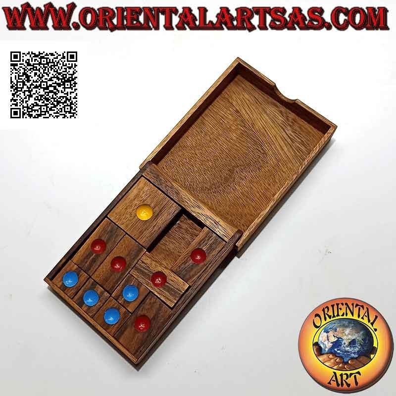 Logic game (puzzle), "Khun Phaen" (thai game) in suar wood