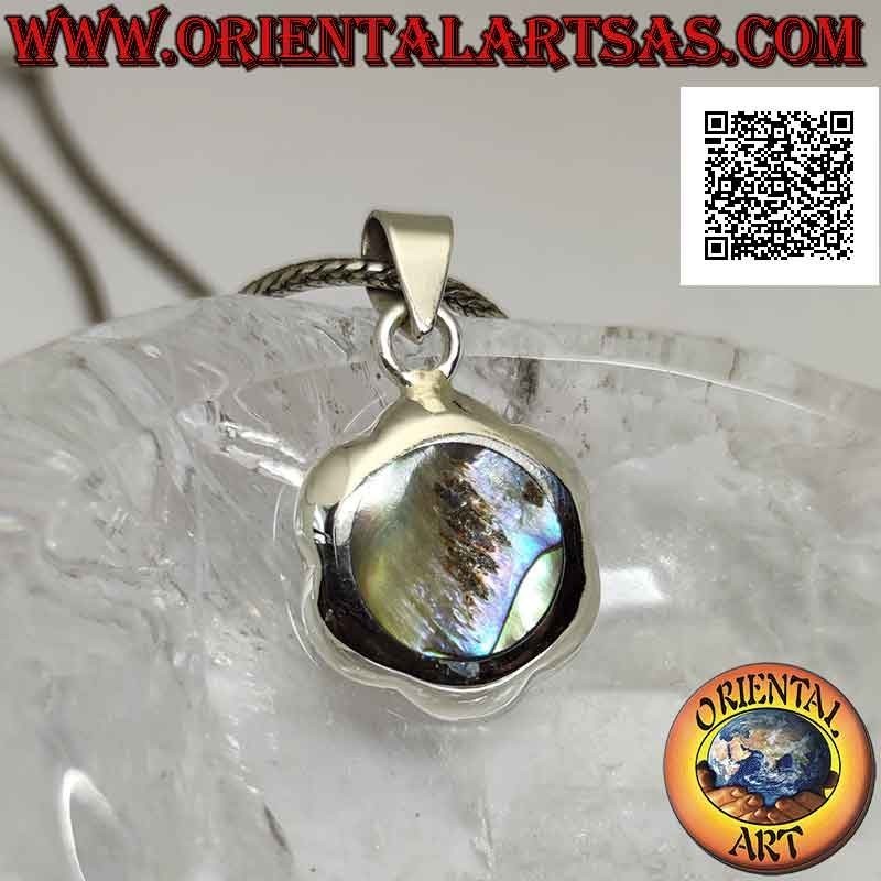 Silver pendant, round flower with central round abalone (paua shell) (A)