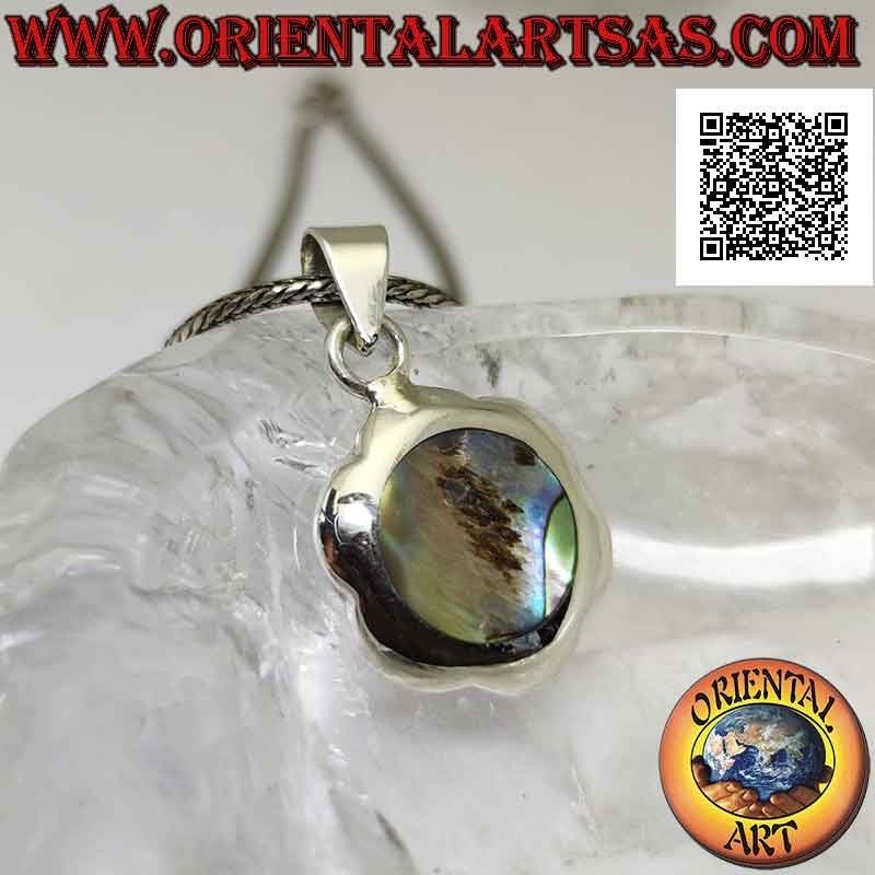 Ciondolo in argento, fiore tondeggiante con abalone (paua shell) tondo centrale (piatto)