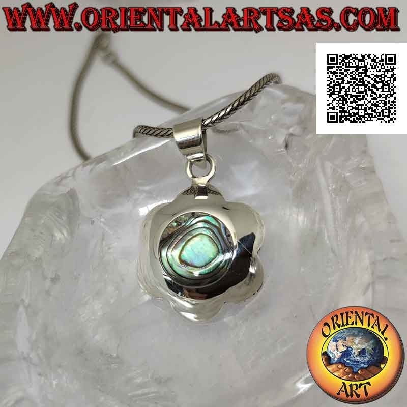 Pendentif en argent, fleur arrondie avec ormeau rond central (coquillage paua)