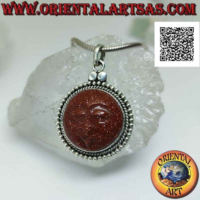 Silver pendant with sun cameo in round sunstone with dot edge