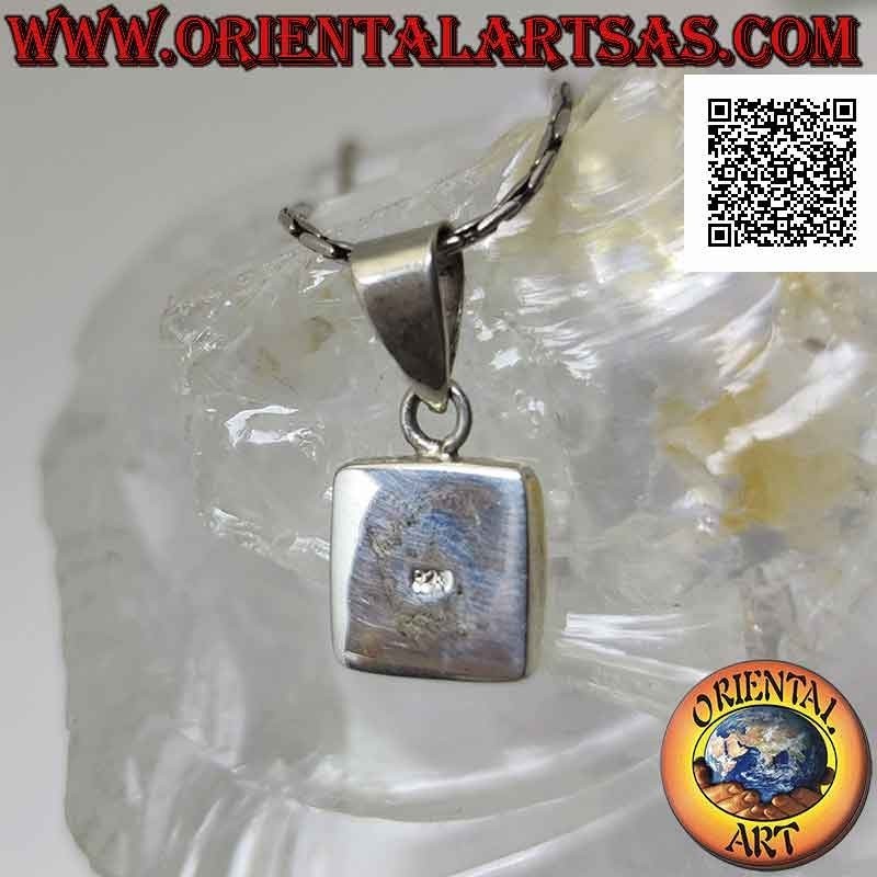 Pendentif en argent, nacre ronde à bord lisse sur un cadre carré