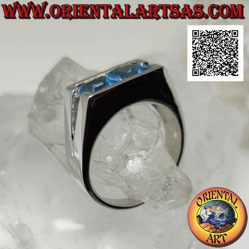 Bague en argent avec une paire de topazes carrées sur une monture rectangulaire lisse