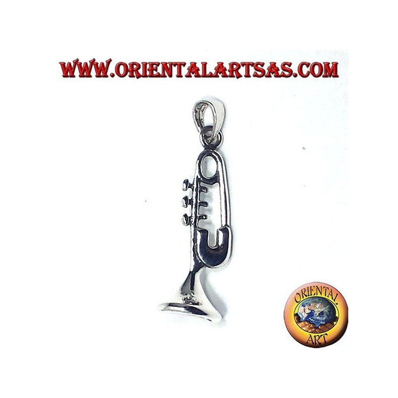 pendentif en argent, trompette