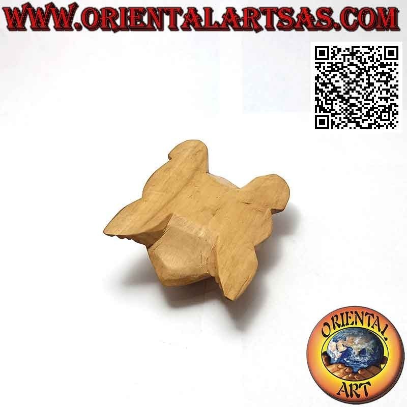 Loggerhead sea turtle in 10 cm hibiscus wood