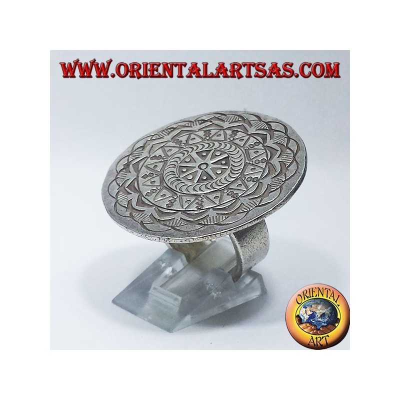 Bague en argent, disque Karen sculpté à la main