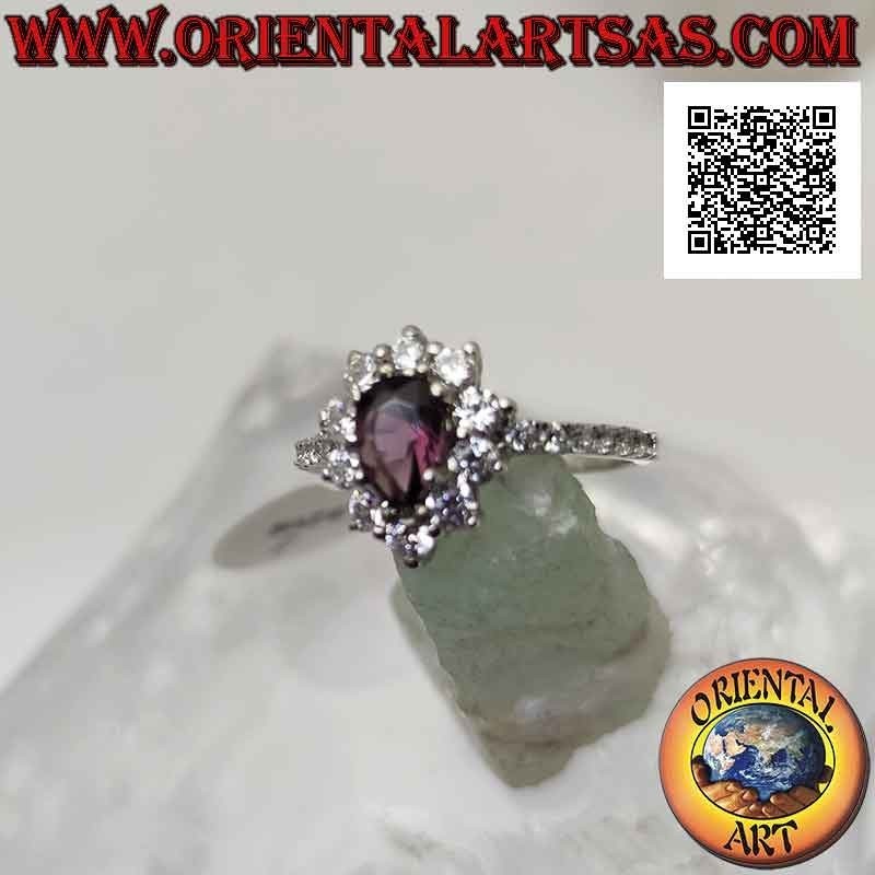 Anillo de plata con flor de circonita blanca engastada con amatista en forma de gota