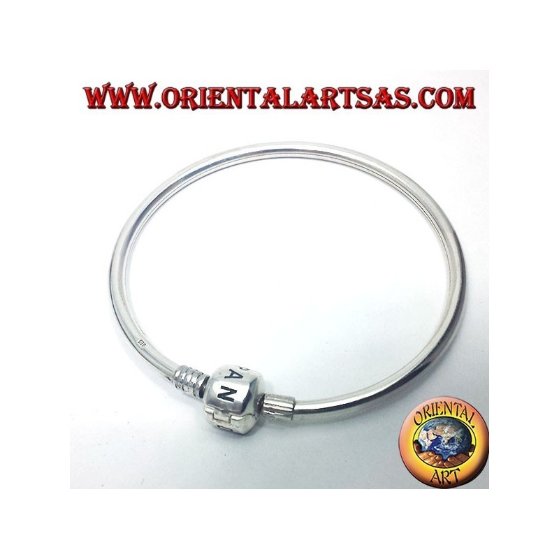 bracelet en argent rigide pour charmes