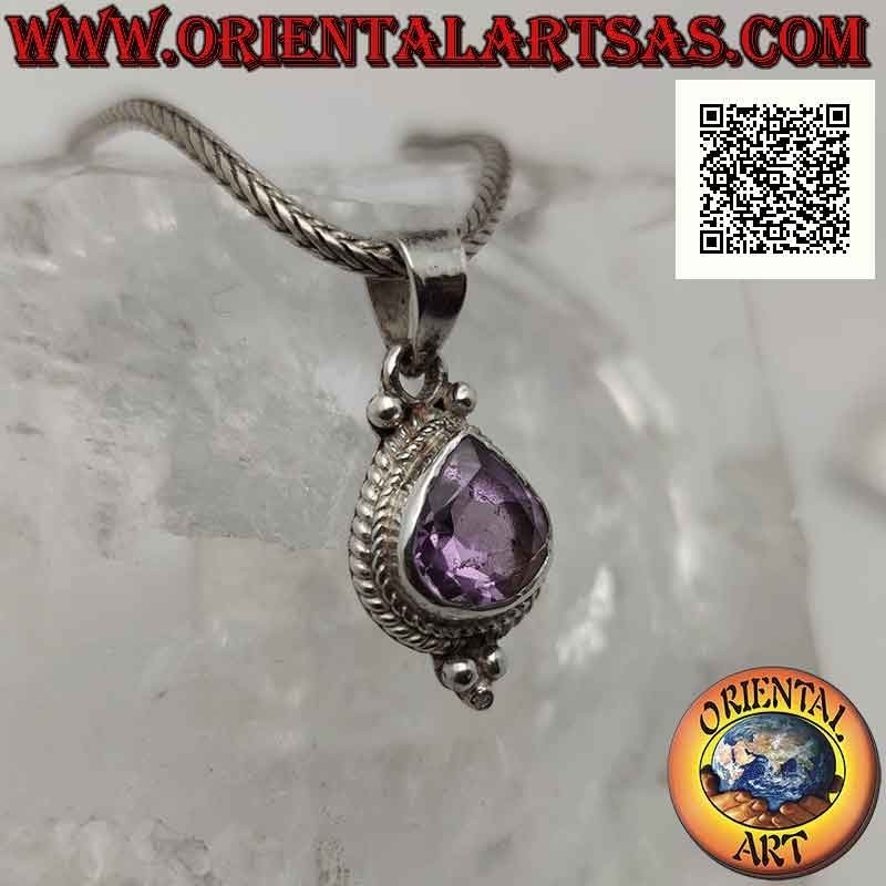 Colgante de plata con amatista en forma de gota rodeada de entretejido y tres bolas debajo (B)