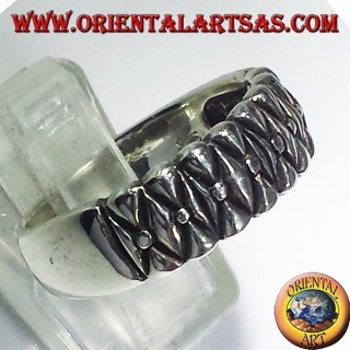 anillo de plata, banda dentada