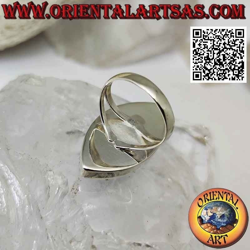 Anello in argento con onice ellittica appuntita a filo bordo liscio (navetta)