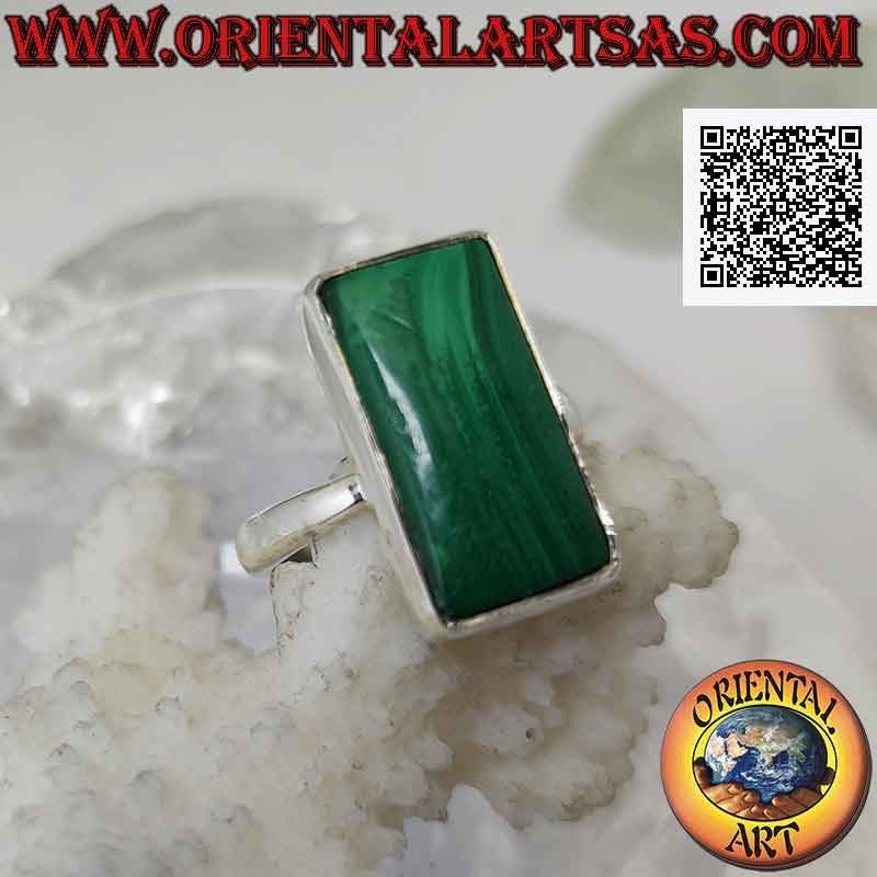 Bague en argent avec malachite rectangulaire allongée sur sertissage lisse (réglable)