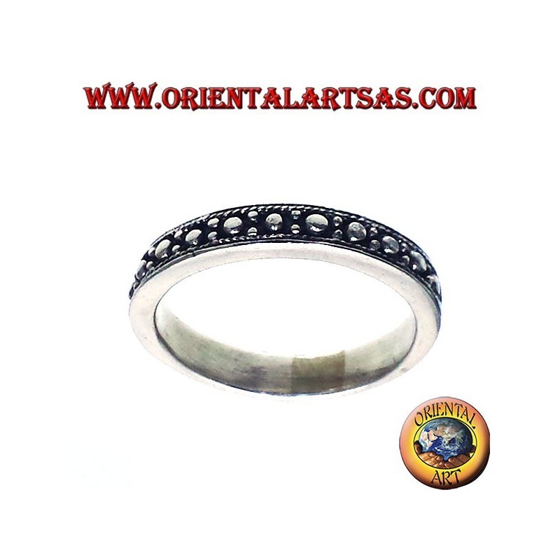 silver ring, carved, narrow band shot