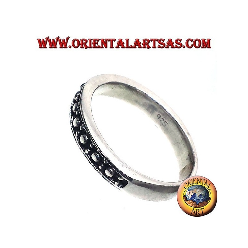 anillo de plata, tallado, estrecha banda de tiro