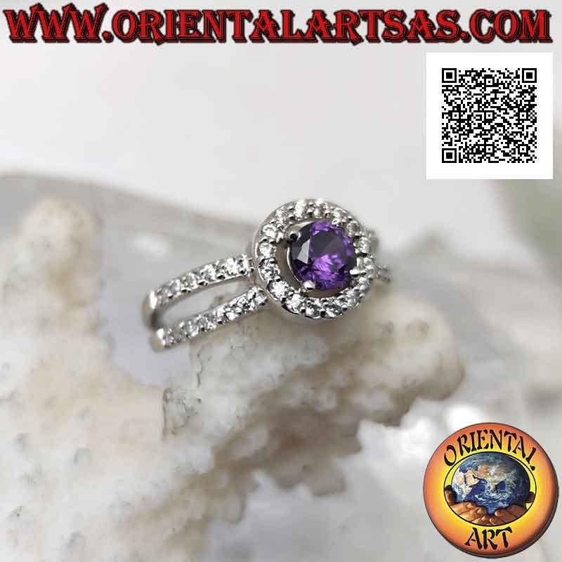 Silberring mit natürlichem rundem Amethyst, umgeben von Xircons und an zwei Haken befestigt