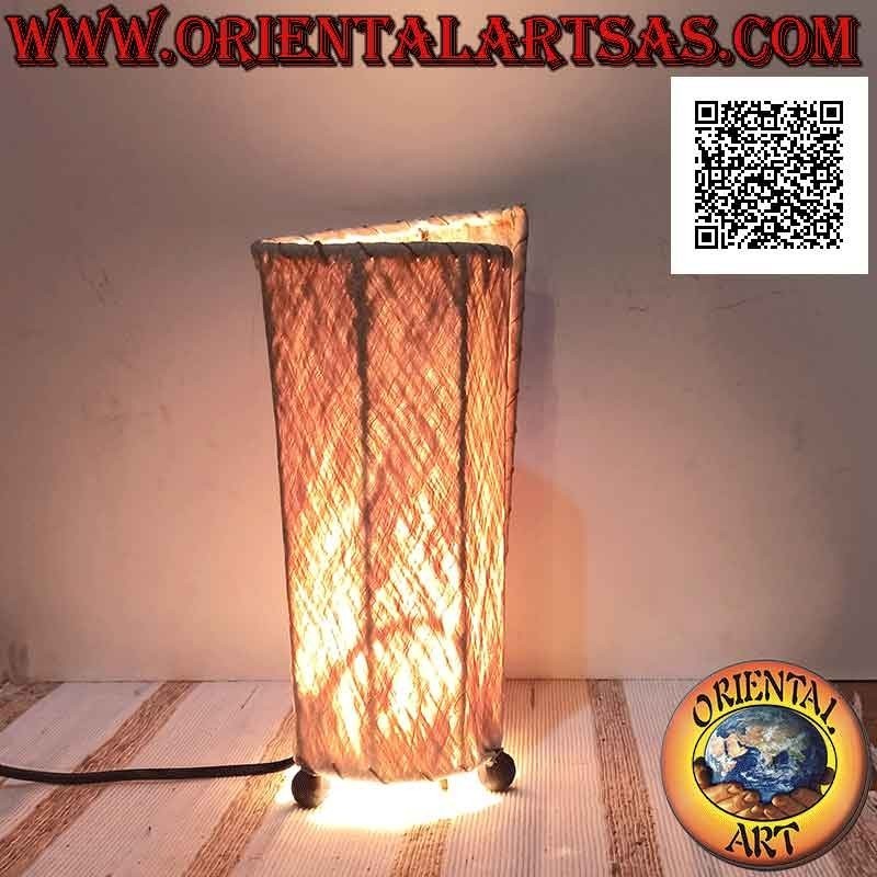 Lampada da tavolo etnica, "foglietto a cilindro" a base tonda in Tapa o Ngatu (corteccia d'albero) da 30 cm