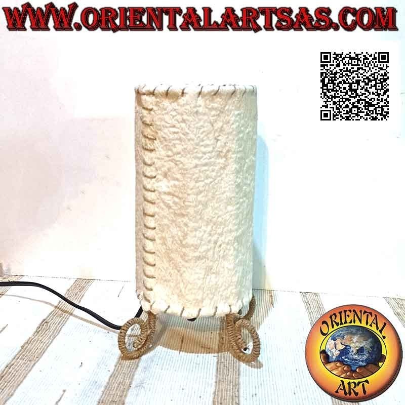 Lampada da tavolo etnica, "cilindro lineare" a base tonda in Tapa o Ngatu (corteccia d'albero) da 25 cm
