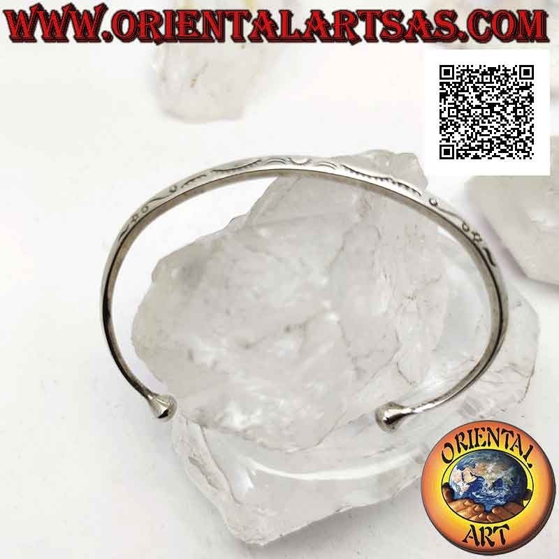 Bracciale rigido in argento 925‰ romboidale con archetti decorati incisi e pallina terminale