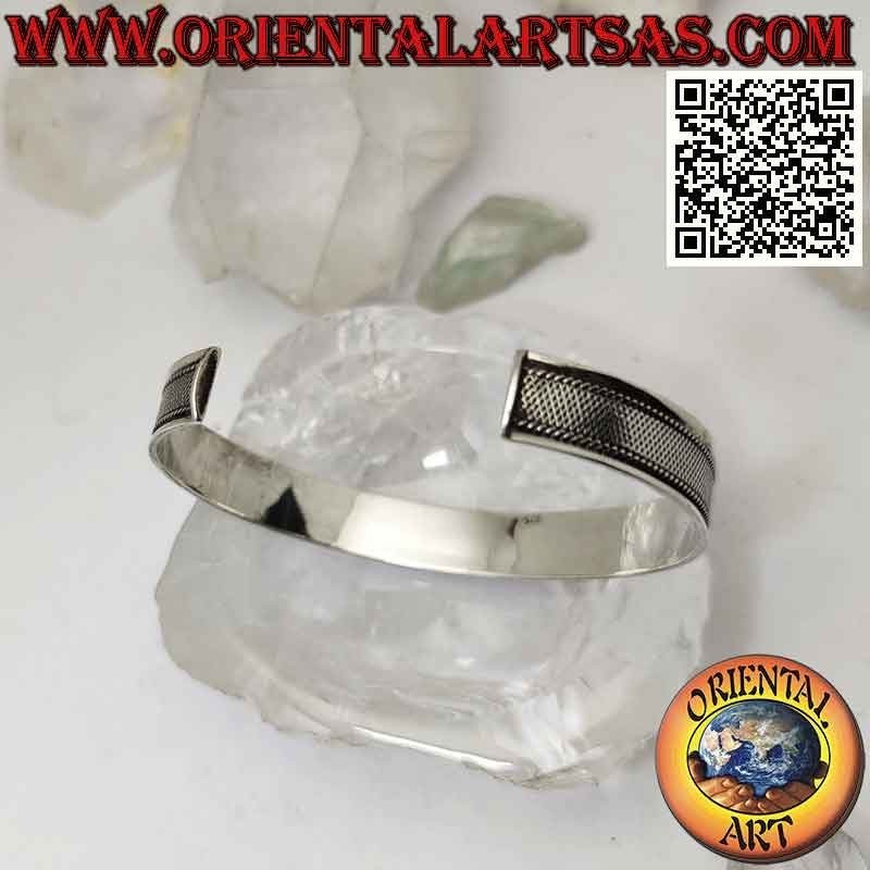 Starres Armband aus 925 ‰ Silber mit dichtem Mikrogeflecht im Flachrelief