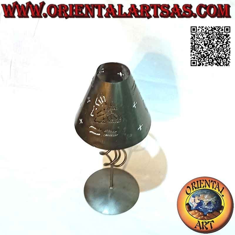 Portavelas cono perforado "farfalle" de forja artesanal