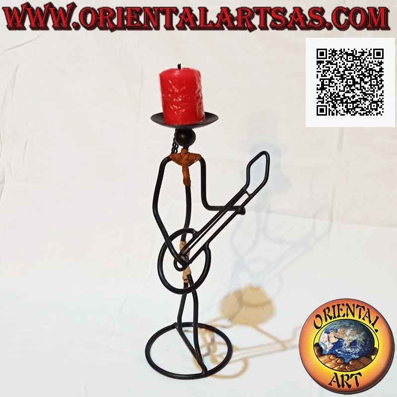 Candelabro "músico guitarrista" hecho a mano en hierro forjado