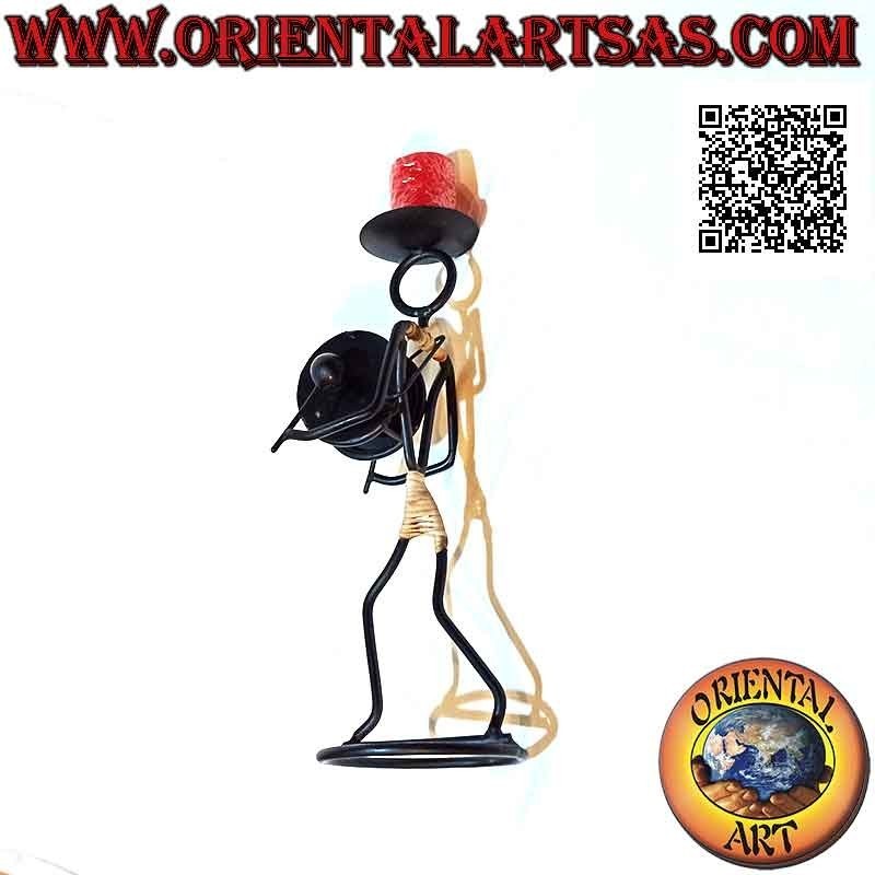 Candelabro "músico percusionista" hecho a mano en hierro forjado