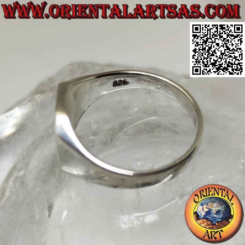 Anillo de plata lisa con chevalier rectangular redondeado
